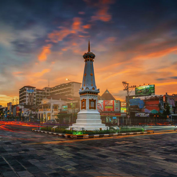 Sewa Mobil Yogyakarta